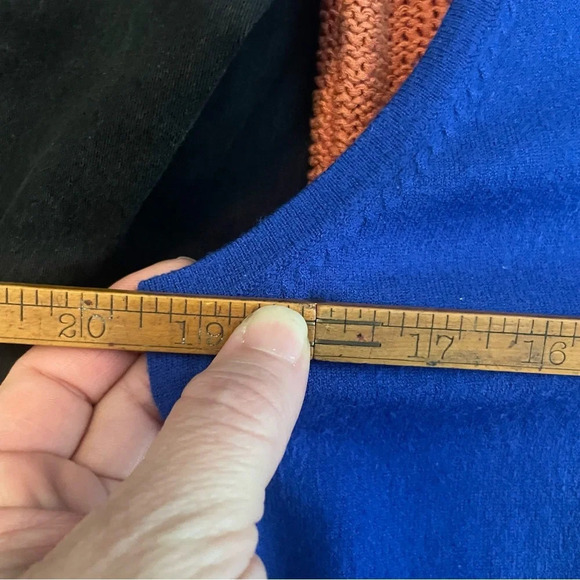 80%OFF❣️Chico’s Blue Knit Tank Top, 3 - Picture 10 of 10